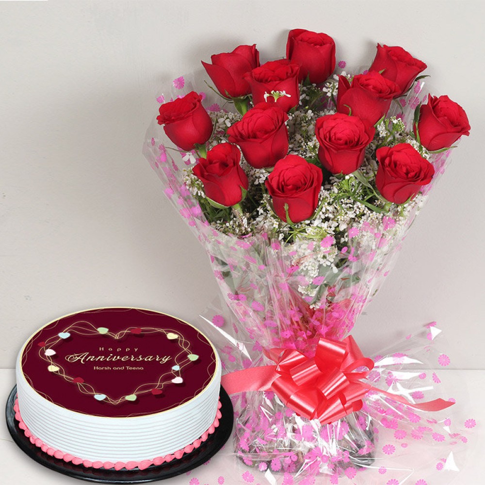 Love Cake With Roses